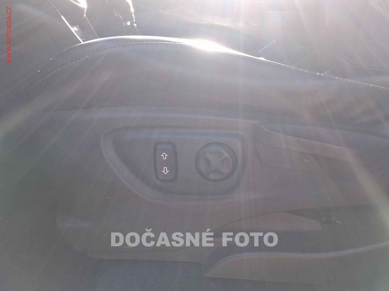 Opel Mokka (2013) 1.7 CDTi 4x4, ČR, AC, park - fotka 14 z 15
