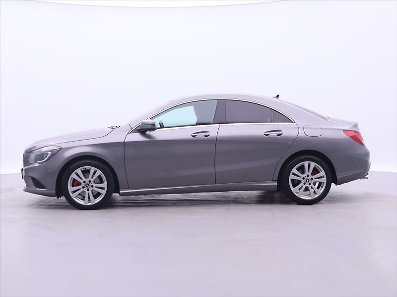 Mercedes-Benz CLA 2,1 CDI 125kW Aut. Xenon Kůže - fotka 4 z 25