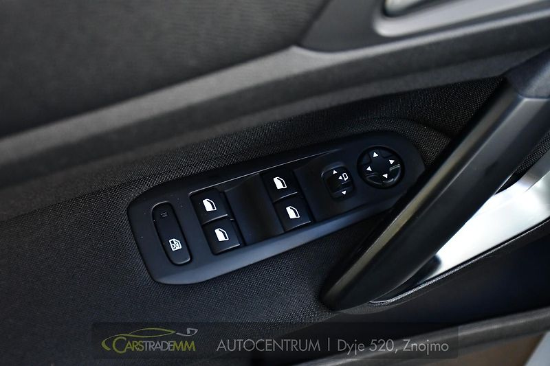 Peugeot 308 1,5HDi ČR ACTIVE CARPLAY - fotka 23 z 46