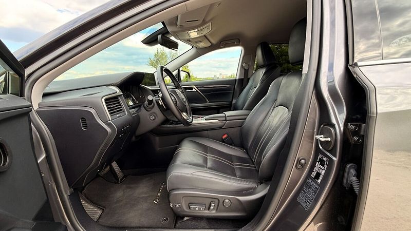 Lexus RX 450h 450H 3,5 HEV LUXURY - fotka 7 z 26