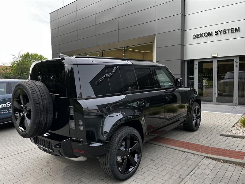 Land Rover Defender (2026) 3,0 110 X-Dynamic SE D250 AWD - fotka 4 z 18