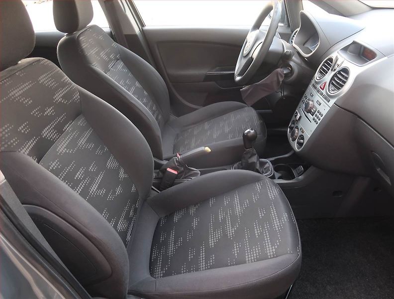 Opel Corsa (2014) 1.2 - fotka 9 z 17