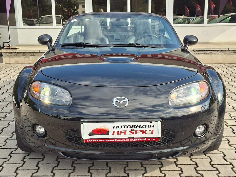 Mazda MX-5 (2005) 2.0i 118kW - 56 000KM! - fotka 4 z 21
