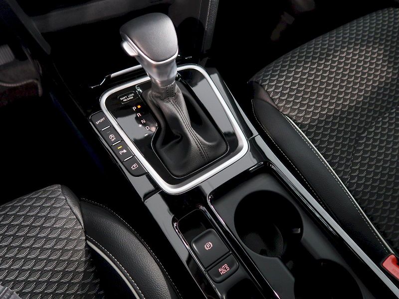 Kia XCeed (2025) TOP 1,5 T-GDi 103kW 7DCT - fotka 24 z 27