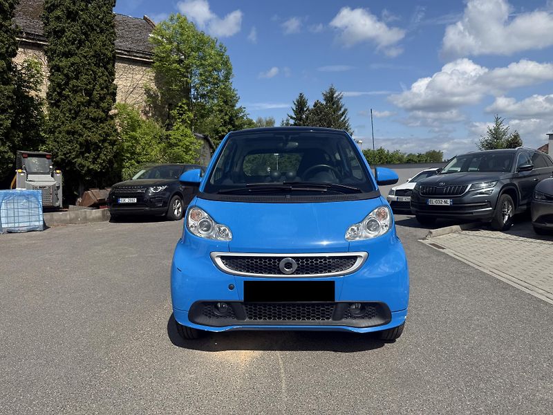 Smart Fortwo Electric - fotka 2 z 16