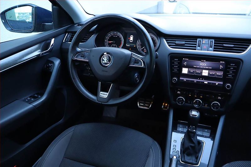 Škoda Octavia (2017) Scout 2.0 TDI, 4X4, Automat - fotka 7 z 27