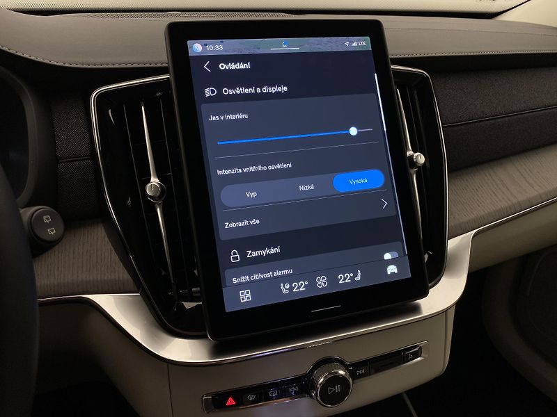 Volvo XC90 T8 AWD RECHARGE BRIGHT PLUS 7m - fotka 54 z 67