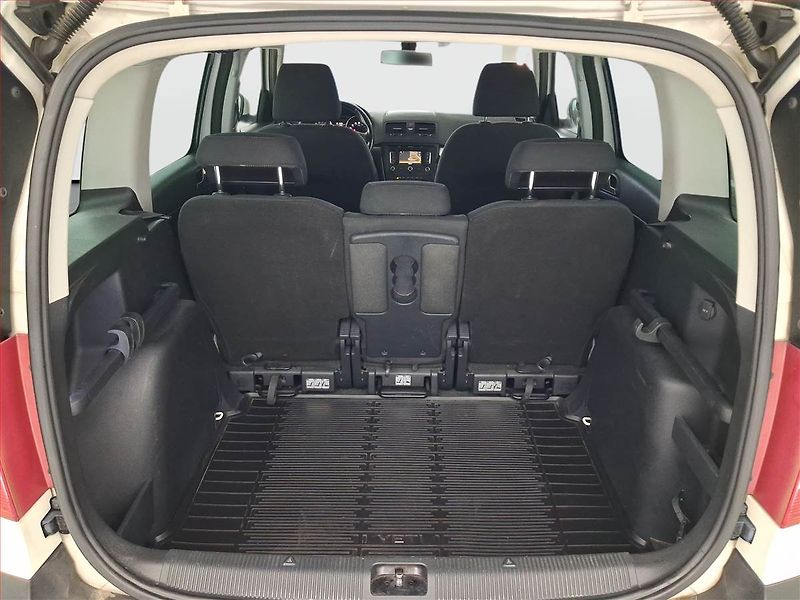 Škoda Yeti (2013) Adventure 2.0 TDI, Navi - fotka 13 z 18