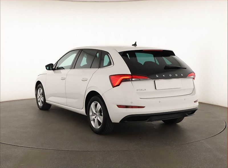 Škoda Scala (2023) Style 1.0 TSI, ČR,1.maj - fotka 4 z 19