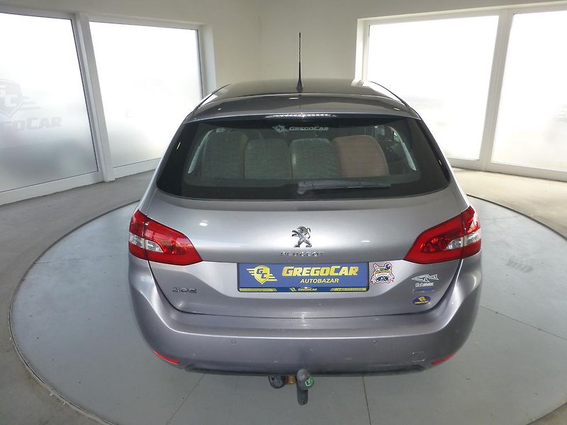 Peugeot 308 (2016) 1,6HDI*NAVIGACE**PARKS**TAŽNÉ - fotka 6 z 26