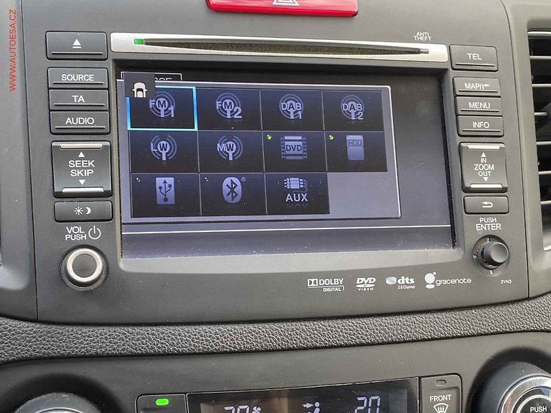 Honda CR-V (2014) 2.0 i-VTEC 4x4, LifeStyle - fotka 19 z 21