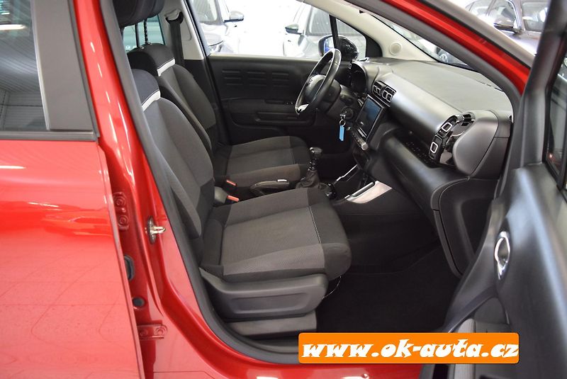 Citroën C3 Aircross 1.2 PT LED FEEL PACK 81 kW-DPH - fotka 13 z 51