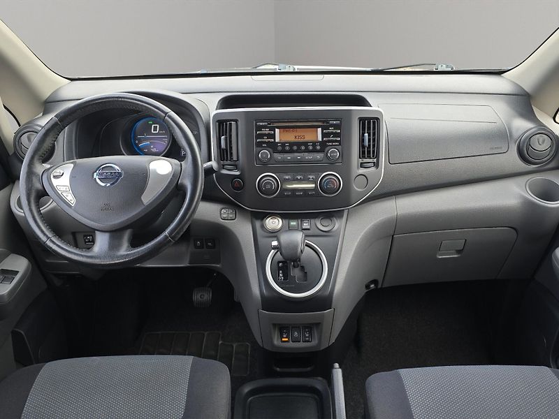 Nissan e-NV200 (2018) 80kW , Výhřev sed. - fotka 9 z 19