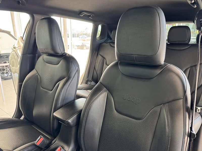 Jeep Compass S 4xe 1,3T 177kW*REZERVACE! - fotka 13 z 37