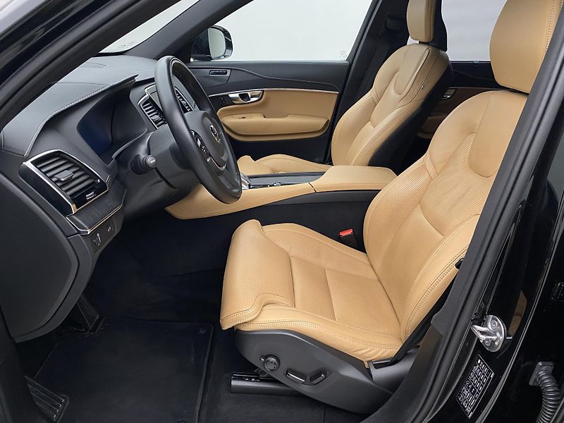 Volvo XC90 B5 AWD INSCRIPTION AUT CZ - fotka 3 z 52
