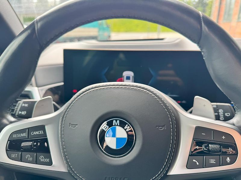 BMW X5 (2024) xDrive 30d M PAKET - fotka 22 z 35