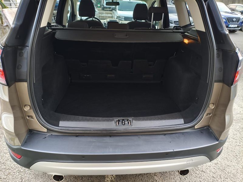 Ford Kuga (2019) 1.5 EcoBoost, 150k 6st. aut. - fotka 16 z 16