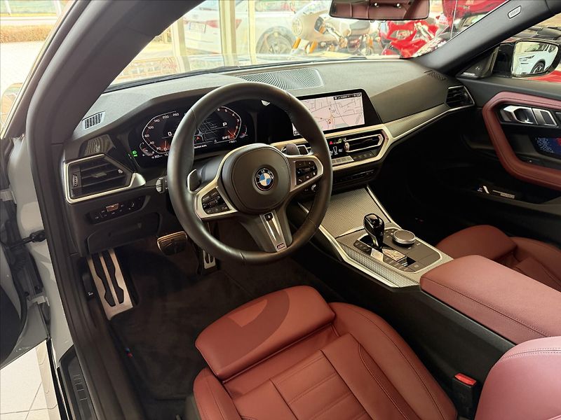 BMW Řada 2 3,0   M240i X-Drive - fotka 25 z 30