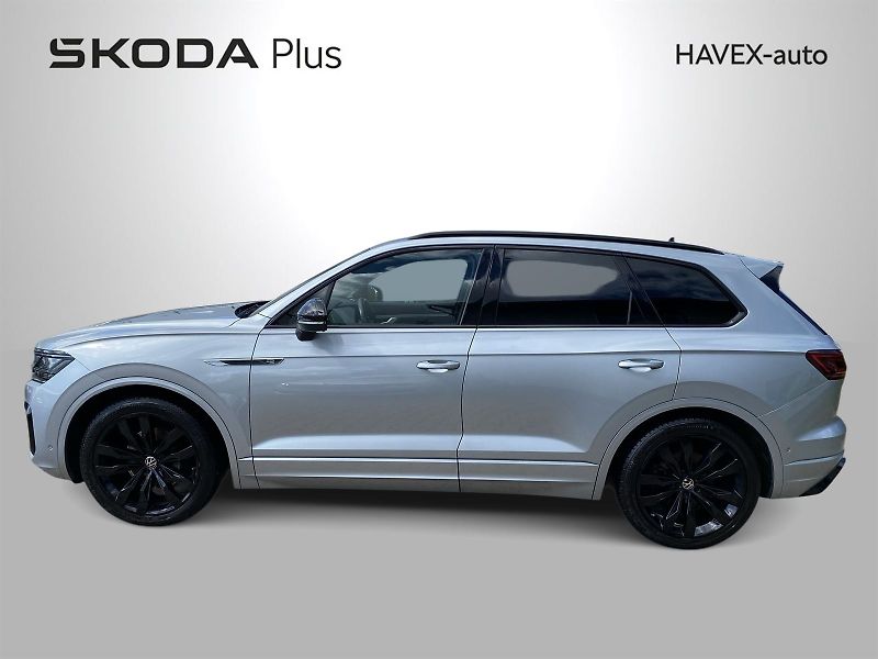 Volkswagen Touareg (2023) Exclusive 3.0 TDI V6 4Motion - fotka 3 z 37