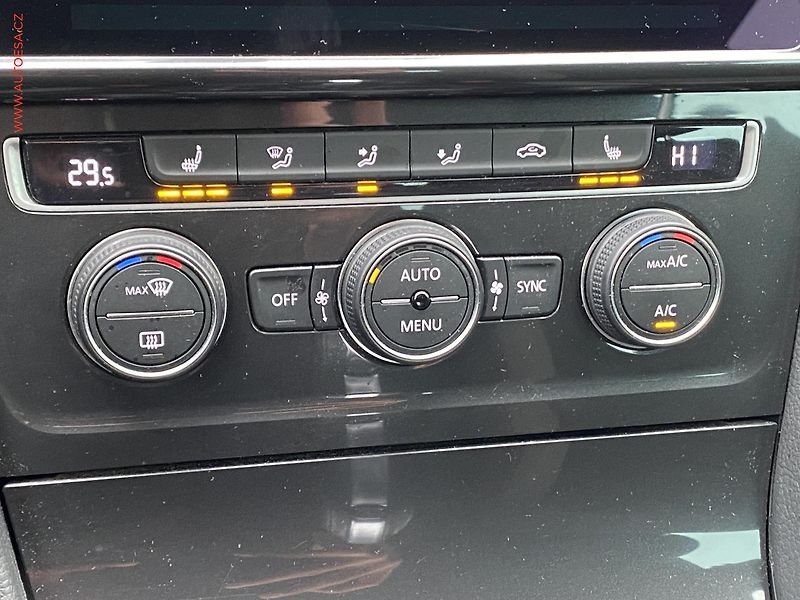 Volkswagen Golf (2019) 1.6 TDi, Comfortline, DSG - fotka 15 z 17