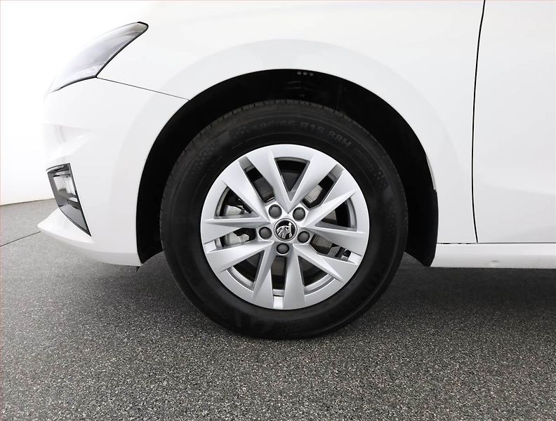 Škoda Fabia (2023) Style 1.0 TSI, ČR,1.maj - fotka 17 z 17