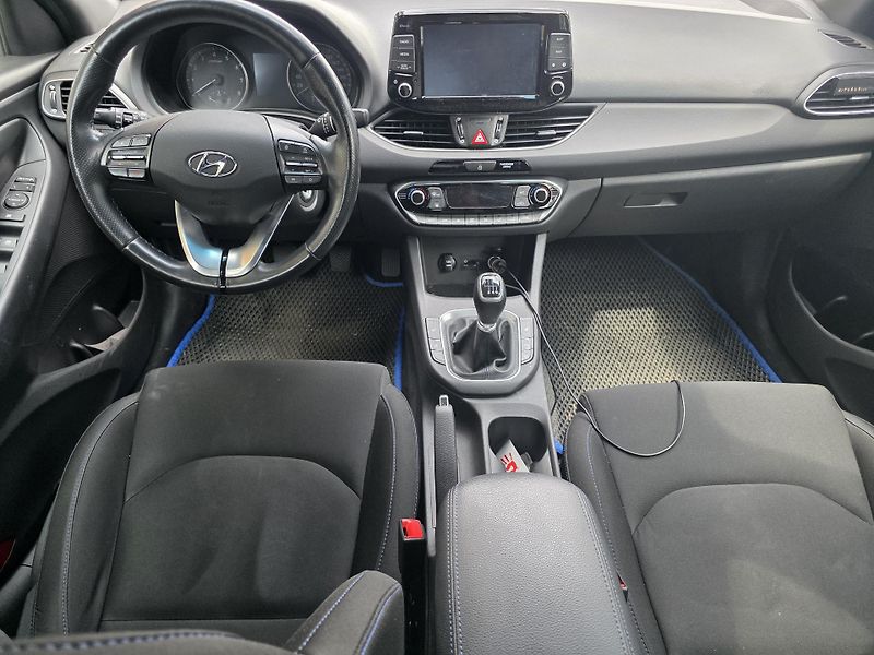Hyundai i30 (2019) 1.4-KAMERA-PARKOVACÍ SENZORY - fotka 3 z 15