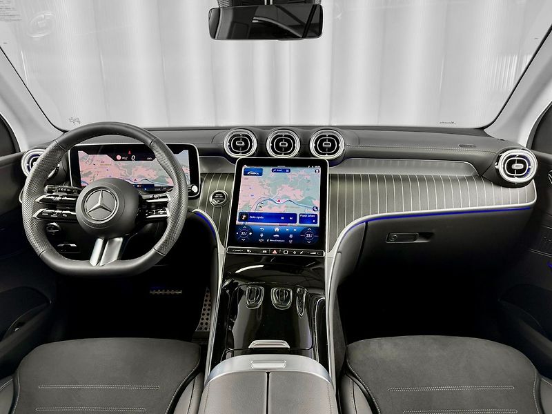 Mercedes-Benz GLC d 4MATIC AMG, DISTRONIC, MBUX, - fotka 10 z 29
