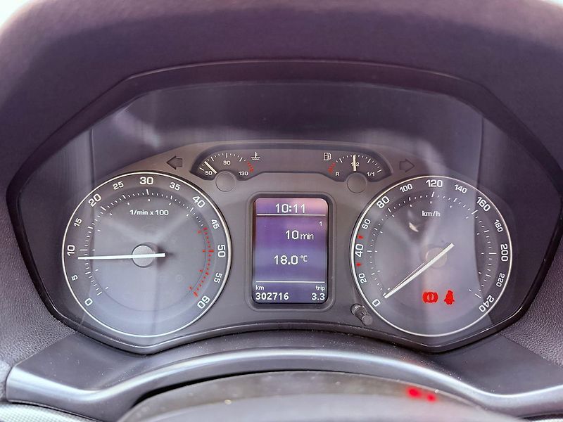 Škoda Octavia 2.0 TDi Elegance, ČR - fotka 16 z 22