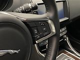 Jaguar XE 30t 221kW AWD AUT CZ - náhled 20
