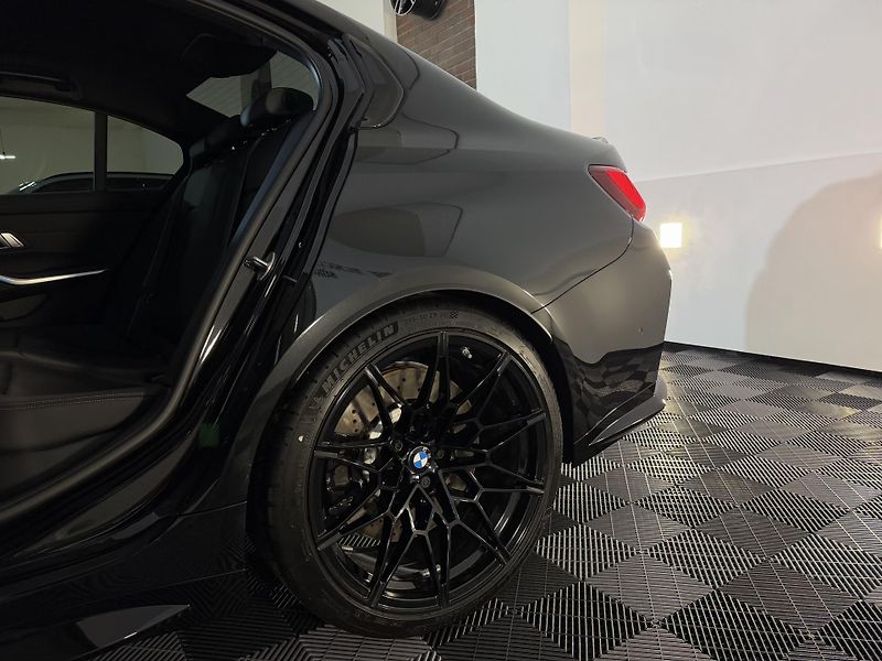 BMW M3 Competition xDrive NEW BLACK  - fotka 23 z 50