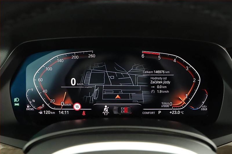 BMW X5 (2019) xDrive30d - fotka 8 z 29