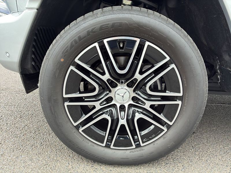 Mercedes-Benz Třídy G G 580 s technologií EQ - fotka 26 z 31