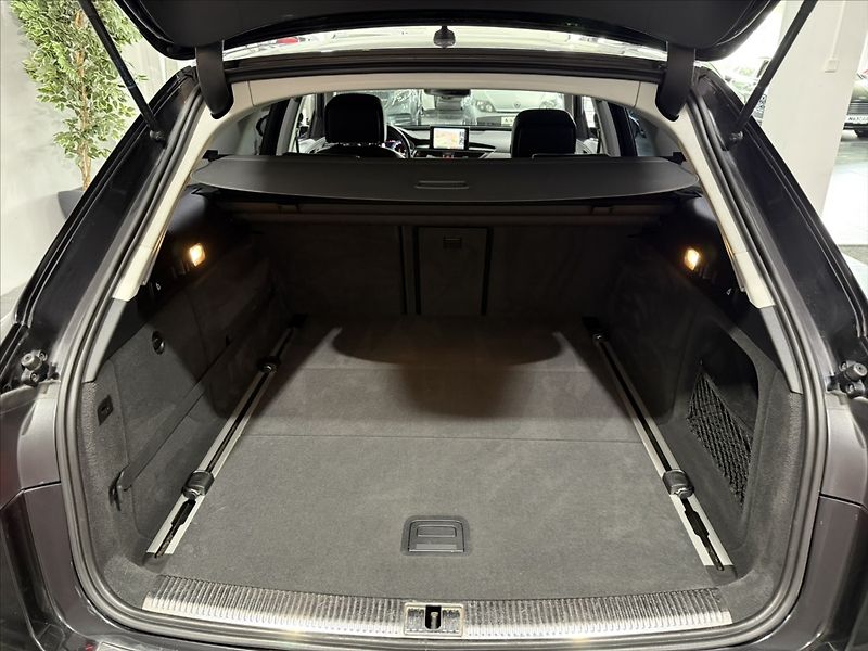 Audi A6 Allroad 3,0   TDI MATRIX KAMERA ALCA - fotka 27 z 37