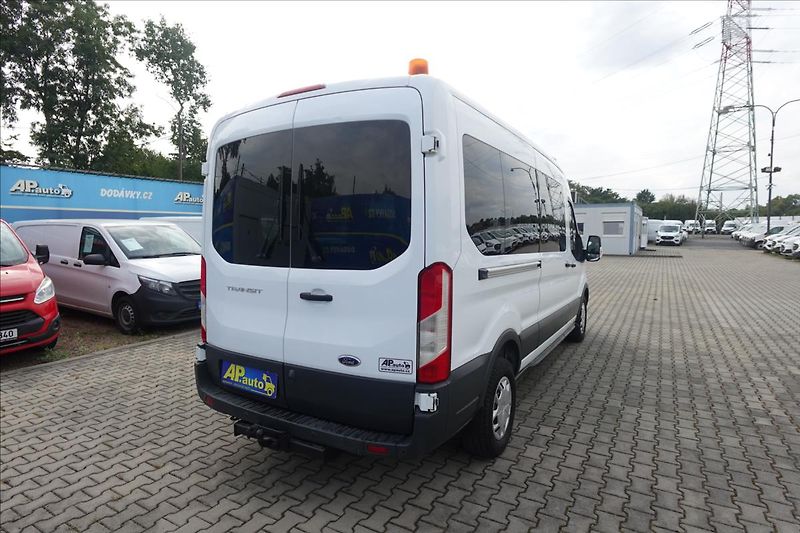 Ford Transit 2,0 TDCI  L3H2 8MÍST BUS KLIMA - fotka 9 z 48