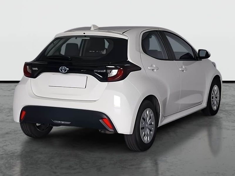 Toyota Yaris (2024) 1.5 Hybrid - fotka 5 z 17