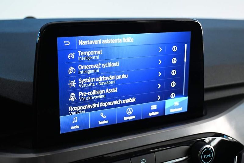 Ford Kuga (2021) 2.5 LED ACC Kamera Head-up Taž - fotka 15 z 42