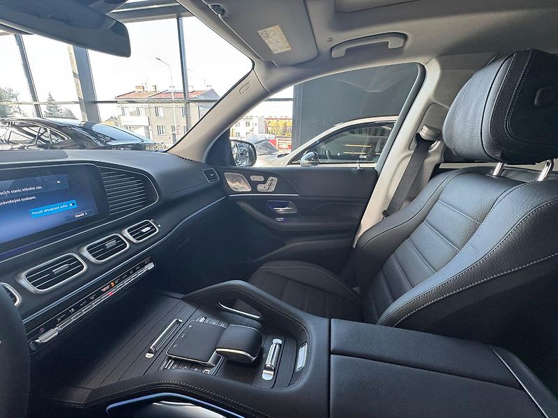 Mercedes-Benz GLE (2025) 450 d 4MATIC - fotka 12 z 20