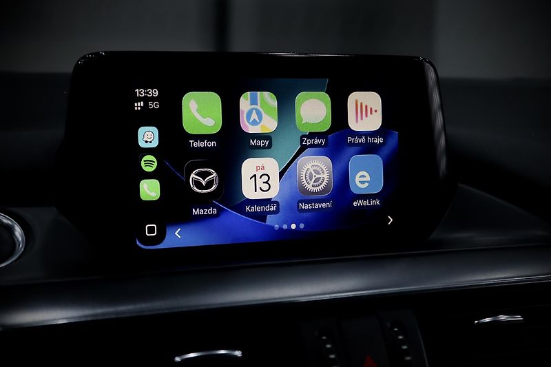 Mazda 6 Wagon 2.0 Skyactiv 121 kW - fotka 28 z 34