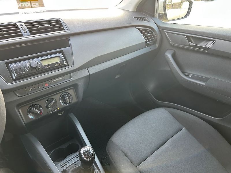 Škoda Fabia (2017) 1.0 Mpi 55 KW - fotka 21 z 21