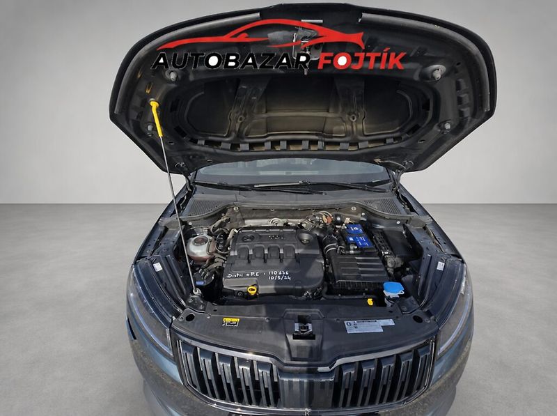 Škoda Karoq (2019) 2.0 TDi 110kW 4x4 Sportline DS - fotka 20 z 21