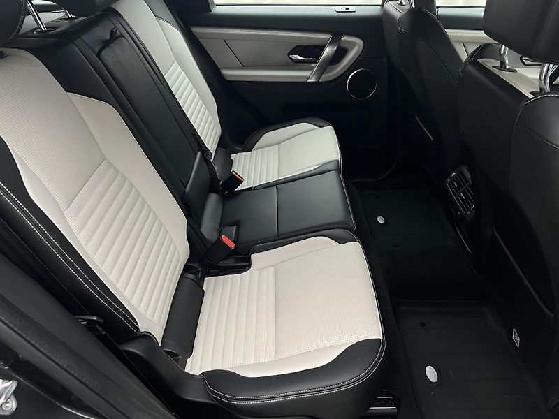 Land Rover Discovery Sport D200 EDITION AUT - fotka 20 z 51