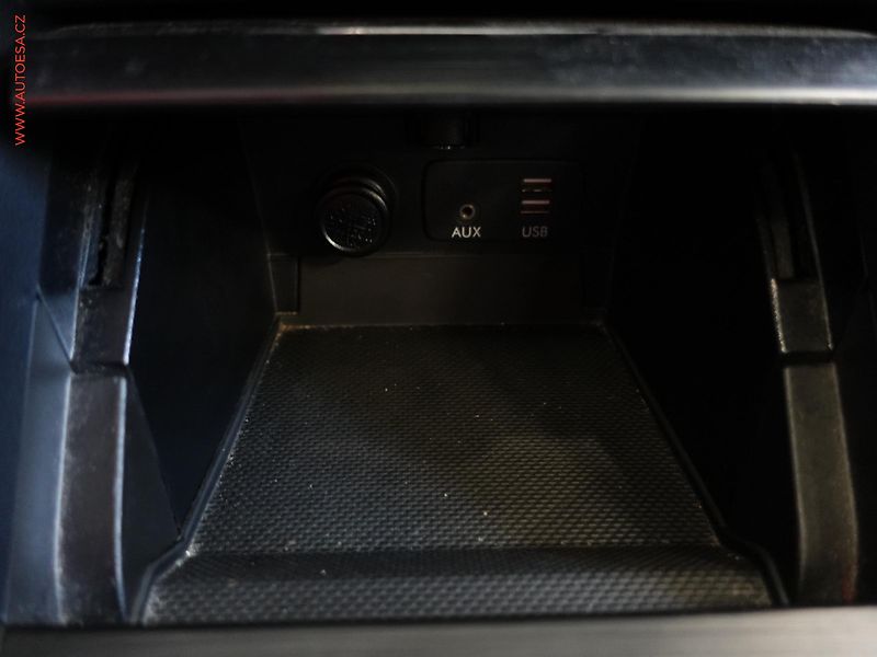 Subaru Outback (2019) 2.5i 4x4, 2.maj,ČR, AT, LED - fotka 24 z 28