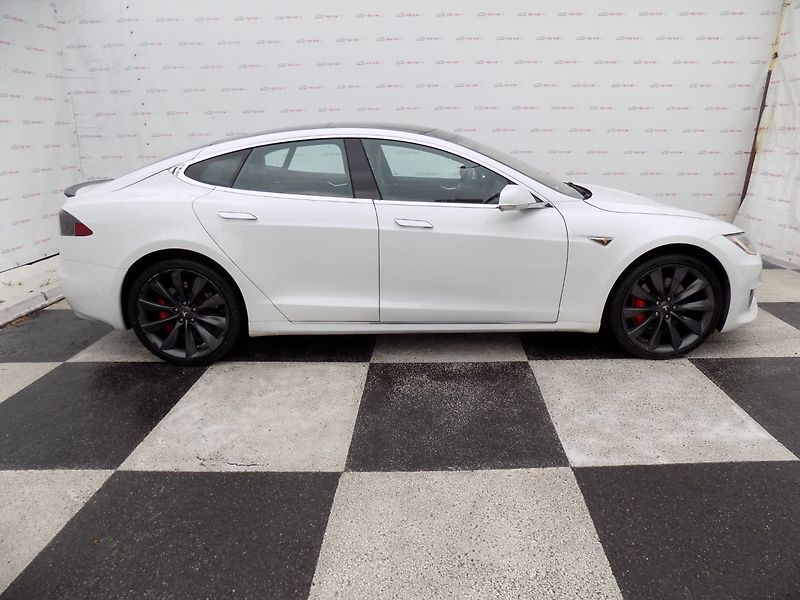 Tesla Model S (2016) P90D-780PS Nabíjení zdarma - fotka 7 z 50