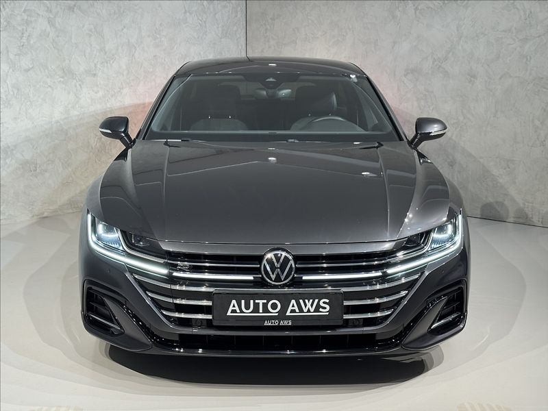 Volkswagen Arteon Shooting Brake 2,0 TDi  DSG R-Line LED Assist - fotka 2 z 47