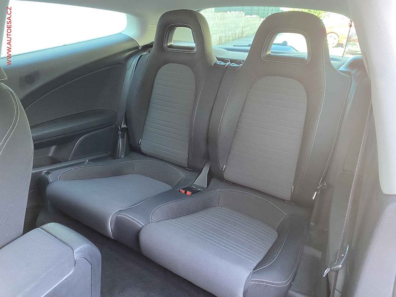Volkswagen Scirocco (2009) 1.4 TSi, Sport - fotka 10 z 16