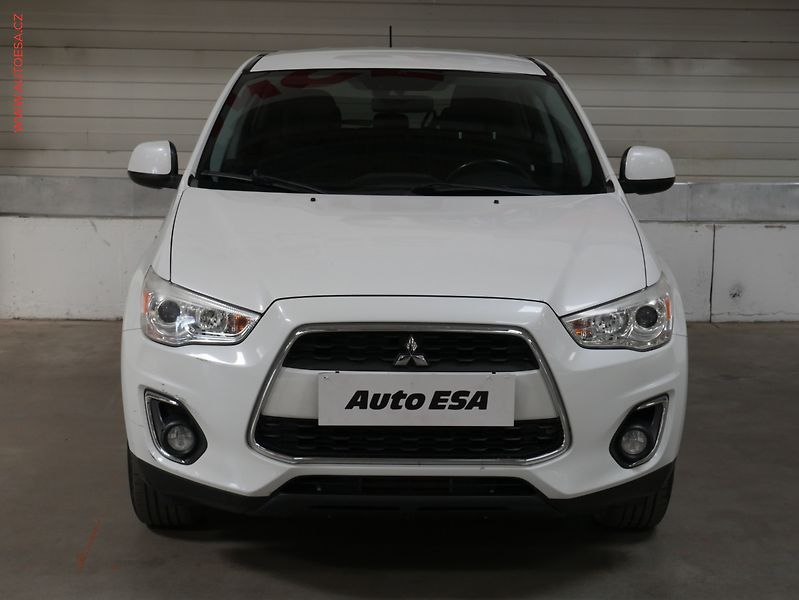 Mitsubishi ASX (2014) 1.8 Di-D 4x4, ČR, AC, tempo - fotka 2 z 20