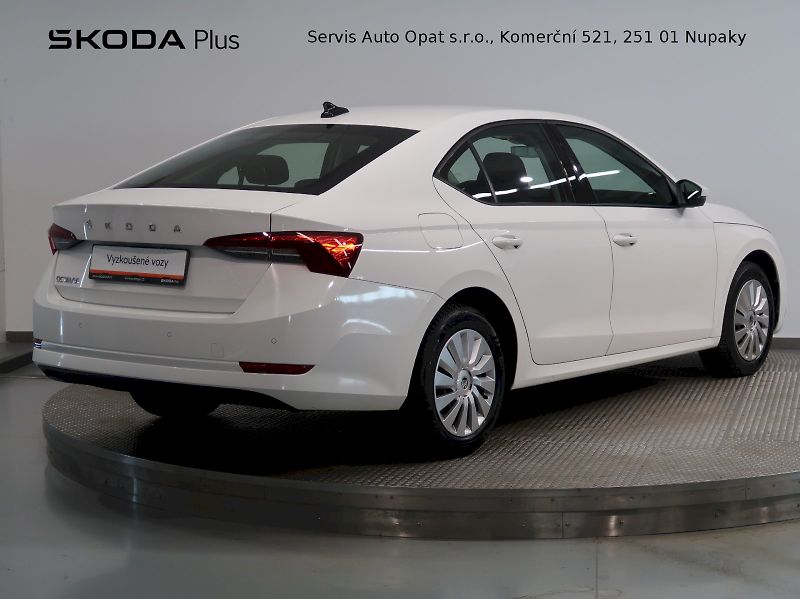 Škoda Octavia (2023) ACTIVE 2.0TDI 85KW - fotka 2 z 34