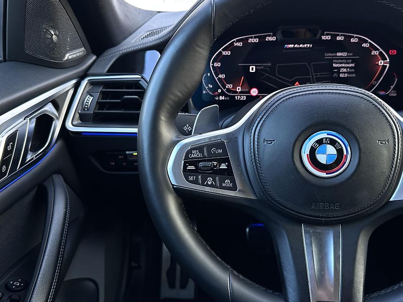 BMW Řada 4 M440i xDrive GranCoupé - fotka 11 z 30