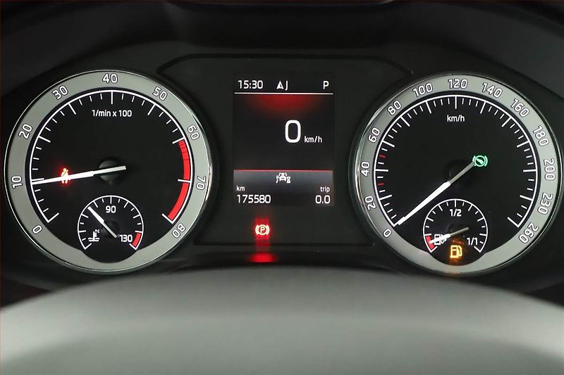 Škoda Kodiaq (2019) 1.5 TSI, Automat, Kůže, Navi - fotka 16 z 21
