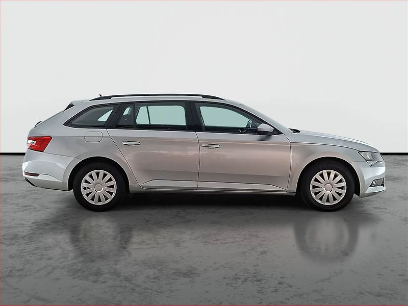 Škoda Superb (2019) 2.0 TDI, Park. senzory - fotka 6 z 15